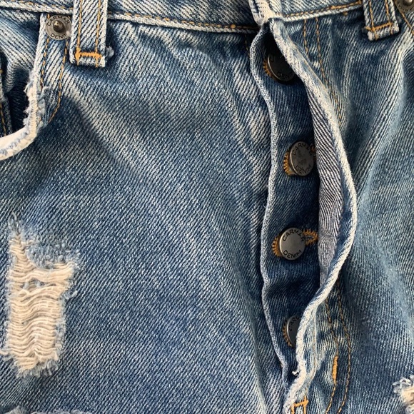 Carmar Distressed Button Fly Raw Hem Jeans Bundle - Picture 3 of 15